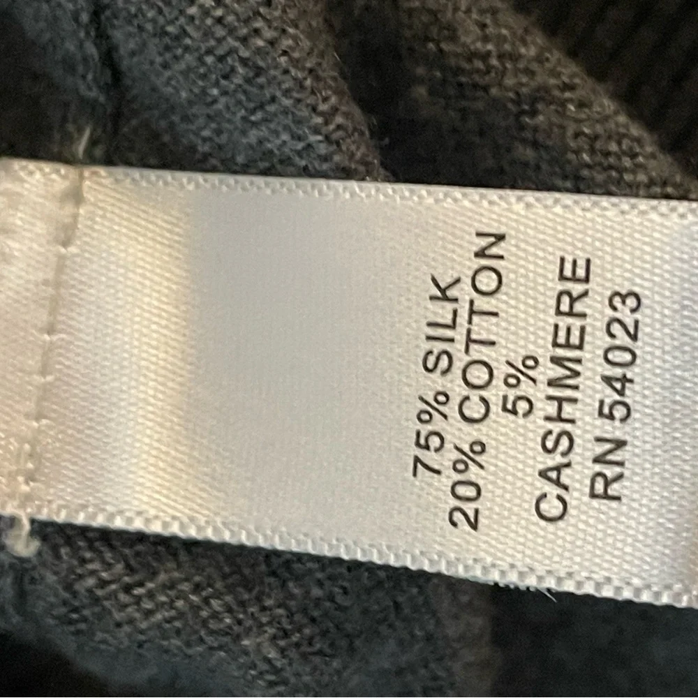 Banana Republic luxurious silk